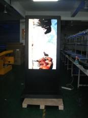 強化場景營銷，智能化廣告機全面展示——讓每一次對話精準觸達消費者
